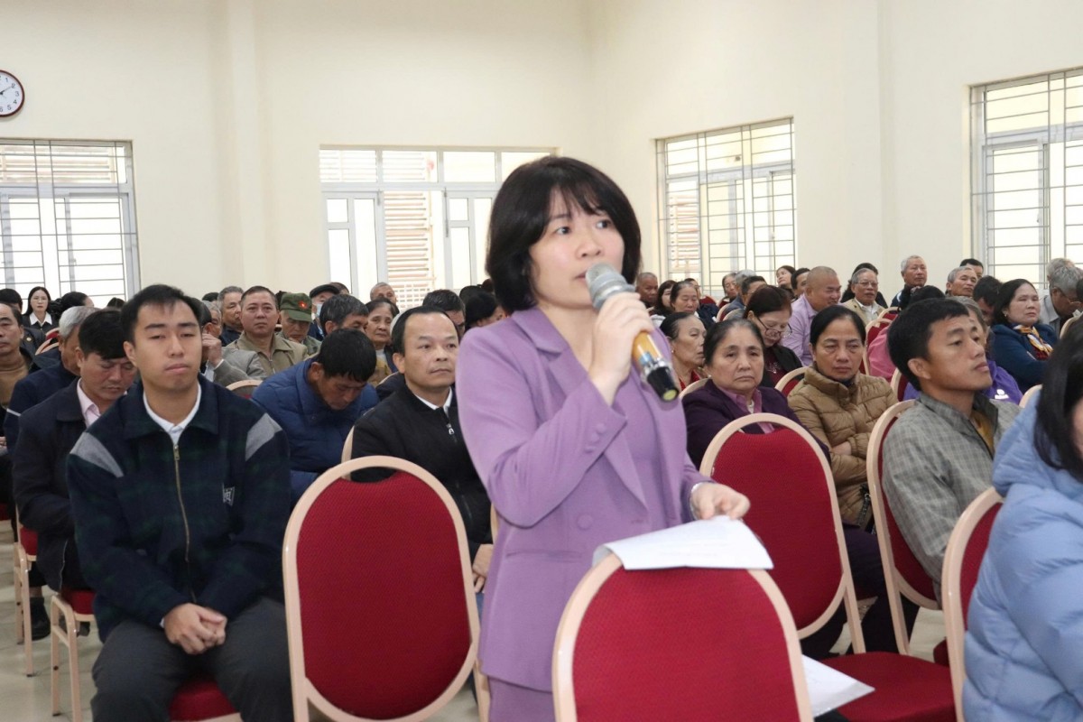 Người đứng đầu cấp ủy, chính quyền xã Thuận An tiếp xúc, đối thoại với Nhân dân Người đứng đầu cấp ủy, chính quyền xã Thuận An tiếp xúc, đối thoại với Nhân dân