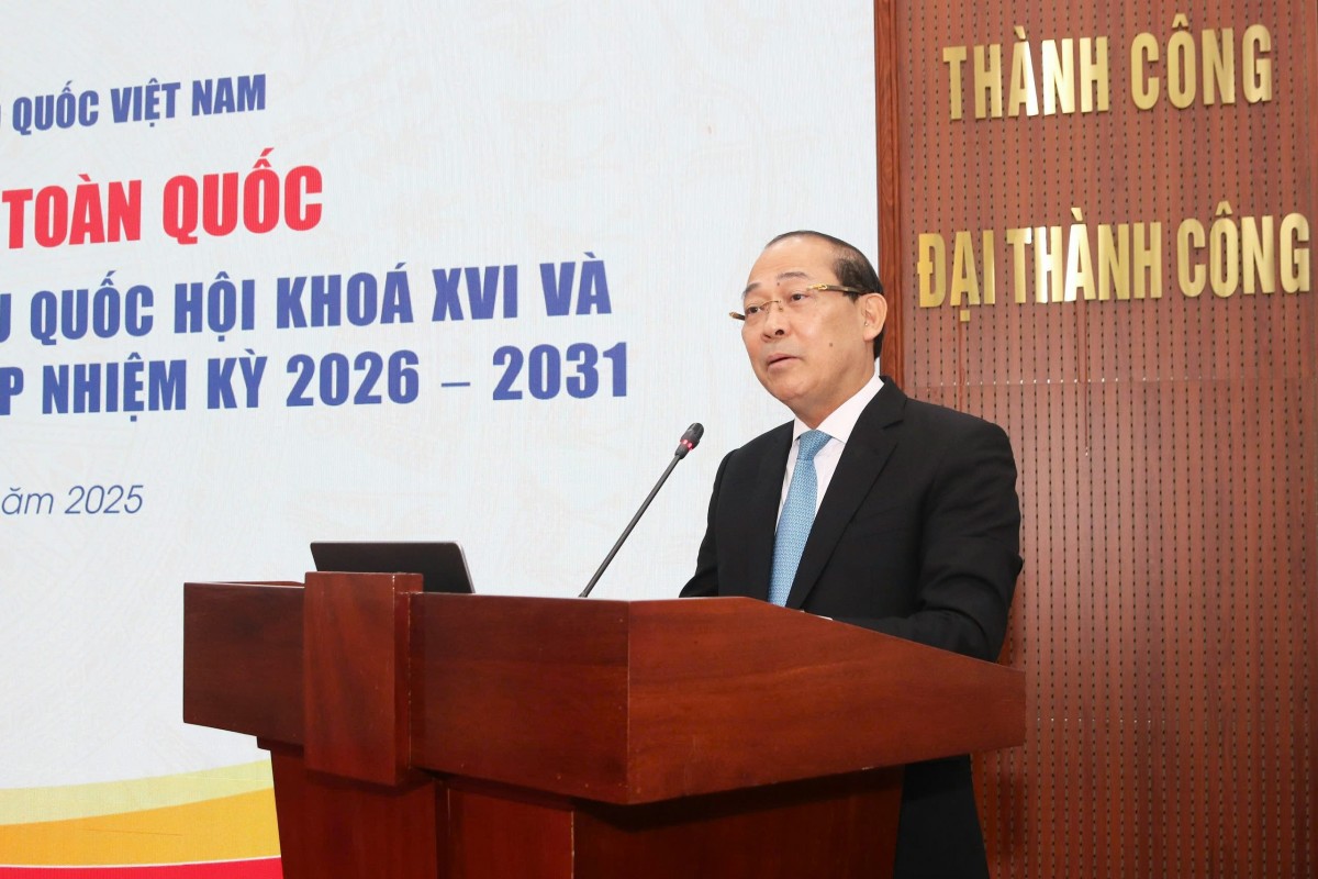 Hơn 95.000 đại biểu tại hơn 2.700 điểm cầu tham dự tập huấn công tác bầu cử Quốc hội và HĐND các cấp Hơn 95.000 đại biểu tại hơn 2.700 điểm cầu tham dự tập huấn công tác bầu cử Quốc hội và HĐND các cấp