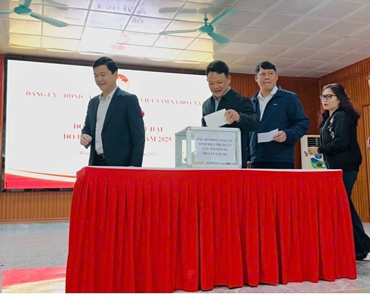 Xã Hòa Xá chung tay vì đồng bào vùng lũ