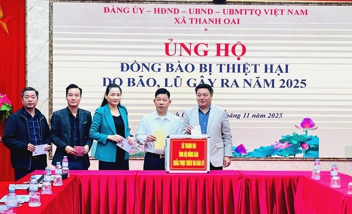 Xã Thanh Oai ủng hộ đồng bào bị thiệt hại do bão, lũ Xã Thanh Oai ủng hộ đồng bào bị thiệt hại do bão, lũ