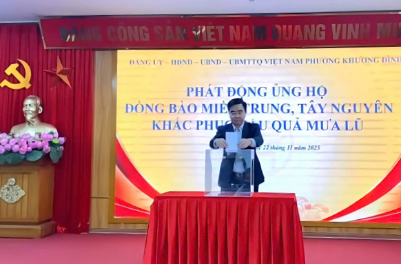 Phường Khương Đình chung tay ủng hộ đồng bào miền Trung, Tây Nguyên Phường Khương Đình chung tay ủng hộ đồng bào miền Trung, Tây Nguyên