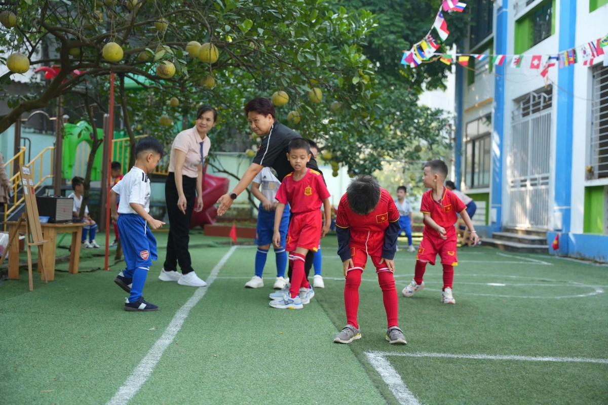 Trường Mầm non Minh Khai đẩy mạnh giáo dục dinh dưỡng và phát triển thể chất cho trẻ em Trường Mầm non Minh Khai đẩy mạnh giáo dục dinh dưỡng và phát triển thể chất cho trẻ em