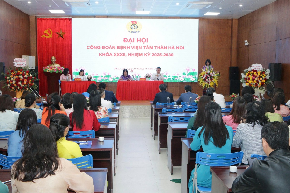 Nỗ lực đổi mới, chăm lo người lao động và đồng hành trong chăm sóc sức khỏe nhân dân Nỗ lực đổi mới, chăm lo người lao động và đồng hành trong chăm sóc sức khỏe nhân dân