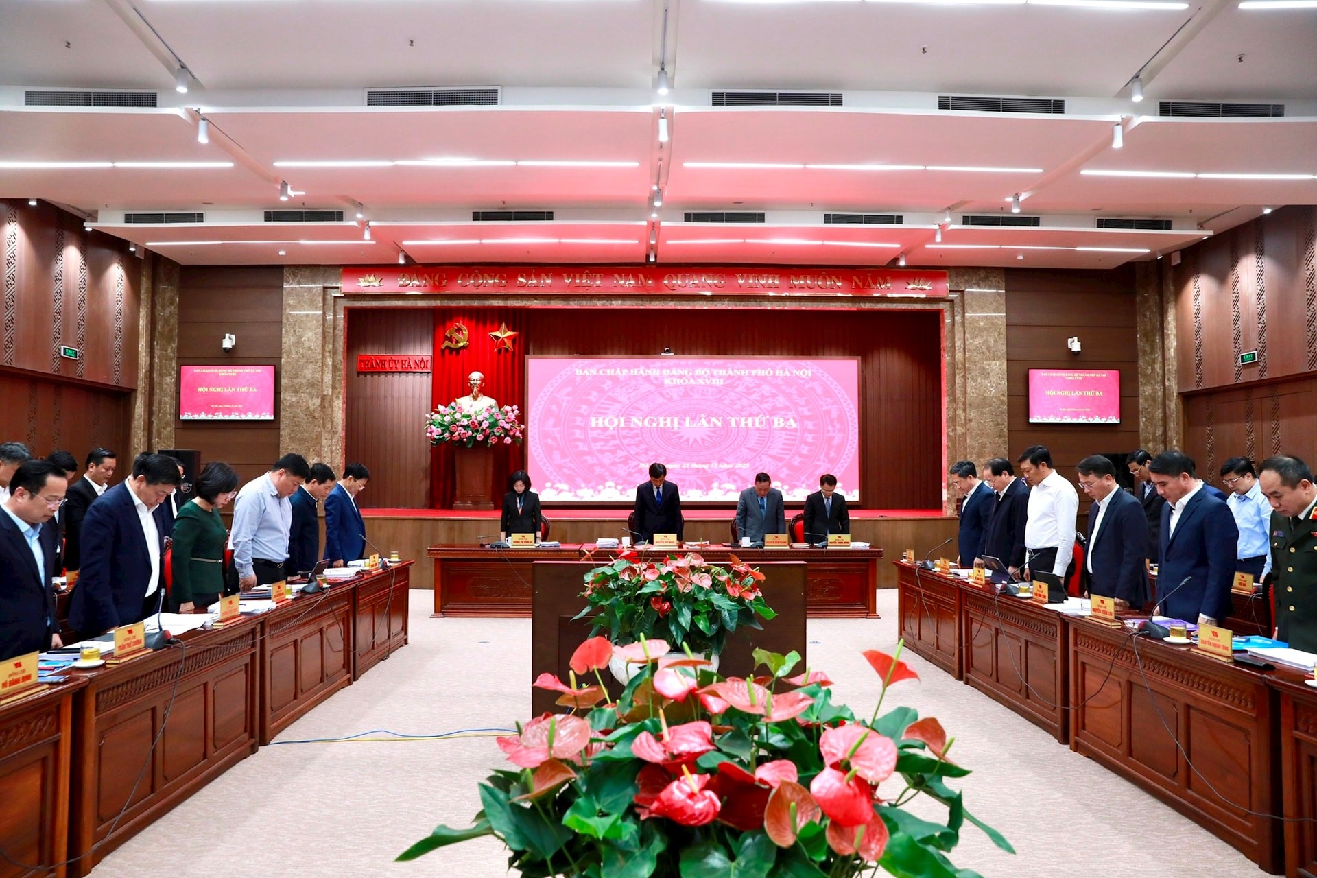 Hội nghị lần thứ ba Ban Chấp hành Đảng bộ thành phố Hà Nội khóa XVIII họp bàn 2 nhóm nội dung lớn