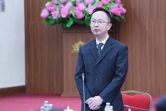 Đồng chí Bùi Thị Minh Hoài tiếp Đoàn đại biểu tham dự Diễn đàn nhân dân Việt - Trung lần thứ 13 Đồng chí Bùi Thị Minh Hoài tiếp Đoàn đại biểu tham dự Diễn đàn nhân dân Việt - Trung lần thứ 13