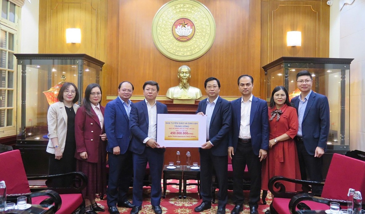 Hơn 2.088,5 tỷ đồng đăng ký ủng hộ đồng bào khắc phục hậu quả do mưa lũ gây ra