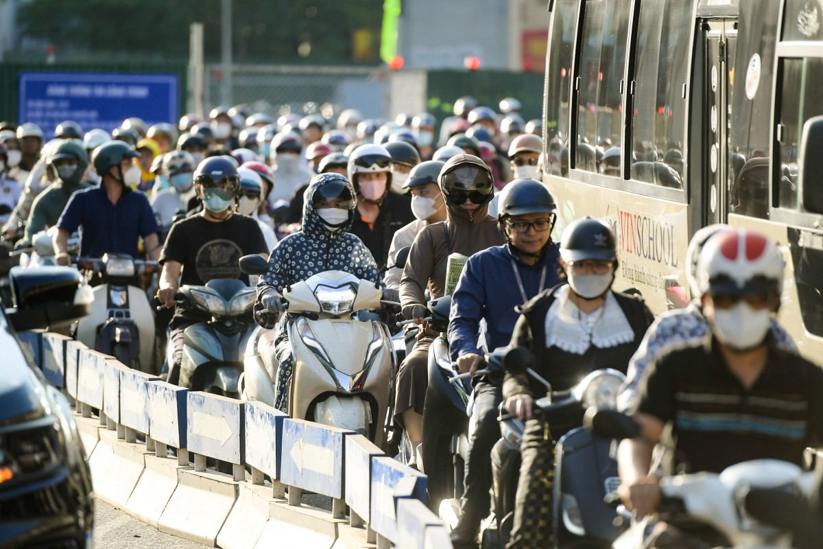 Dự báo thời tiết Hà Nôi ngày 26/11: Ngày nắng, đêm và sáng trời rét