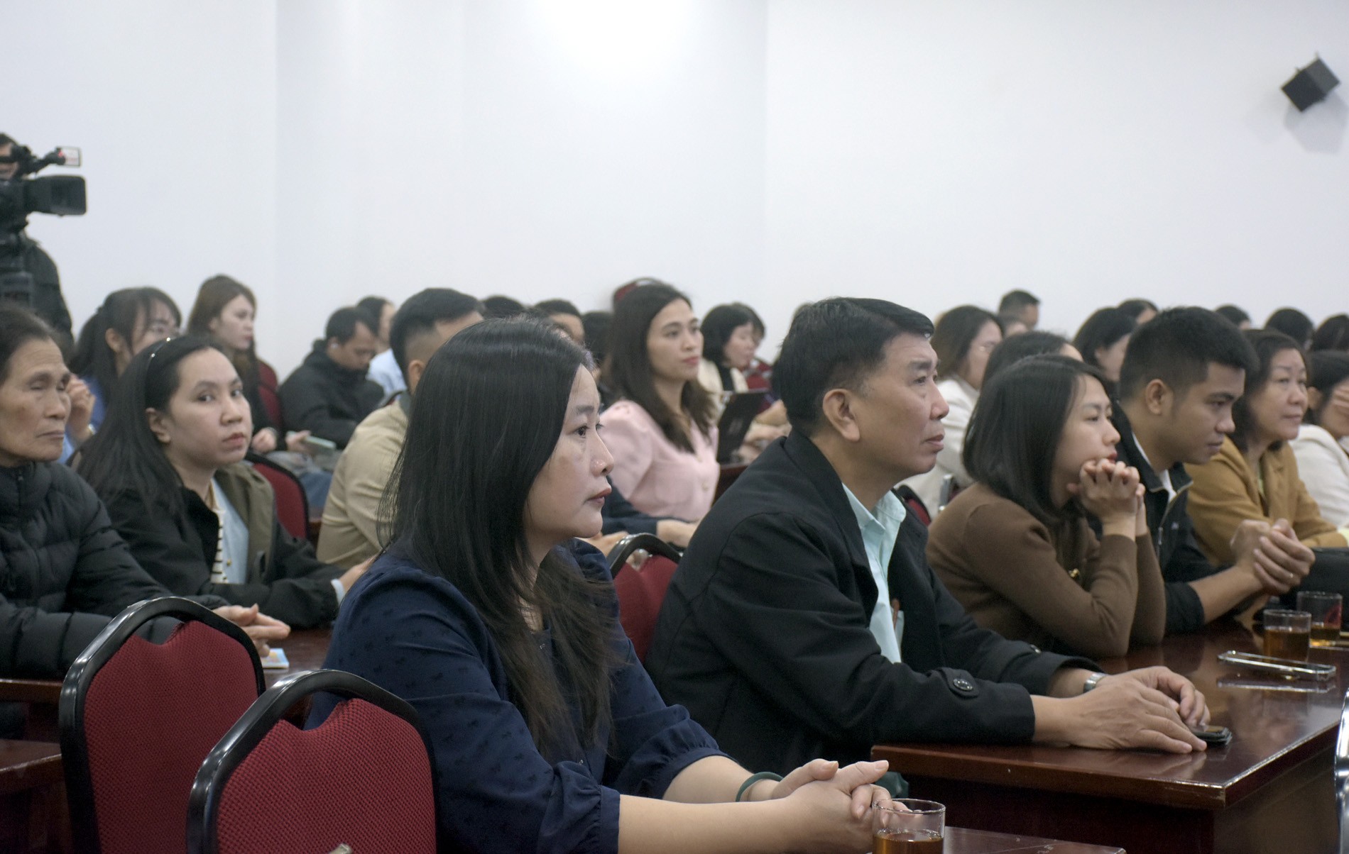 TRỰC TUYẾN: Những điểm mới về pháp luật lao động, bảo hiểm xã hội và hoạt động Công đoàn 2025 TRỰC TUYẾN: Những điểm mới về pháp luật lao động, bảo hiểm xã hội và hoạt động Công đoàn 2025