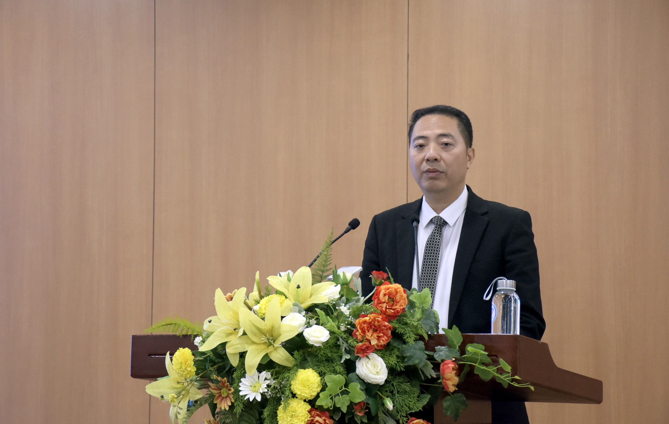 TRỰC TUYẾN: Những điểm mới về pháp luật lao động, bảo hiểm xã hội và hoạt động Công đoàn 2025 TRỰC TUYẾN: Những điểm mới về pháp luật lao động, bảo hiểm xã hội và hoạt động Công đoàn 2025