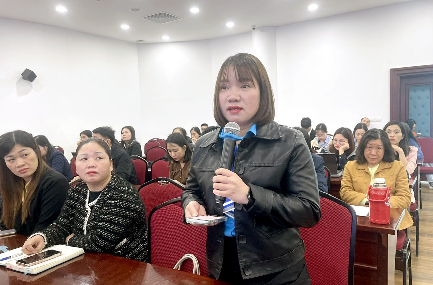 TRỰC TUYẾN HÌNH ẢNH: Đối thoại chính sách mới về pháp luật lao động, bảo hiểm xã hội và hoạt động Công đoàn TRỰC TUYẾN HÌNH ẢNH: Đối thoại chính sách mới về pháp luật lao động, bảo hiểm xã hội và hoạt động Công đoàn