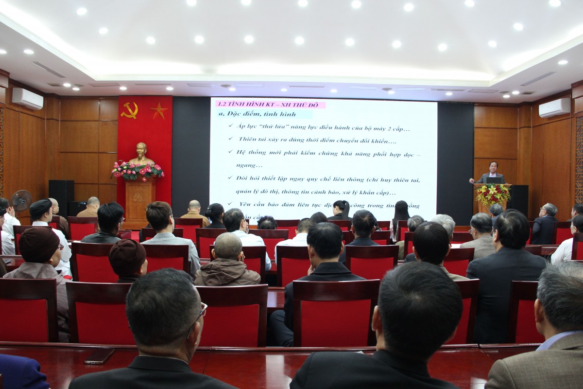 Hà Nội thông tin tình hình kinh tế - xã hội tới các tổ chức tôn giáo và đồng bào dân tộc thiểu số Hà Nội thông tin tình hình kinh tế - xã hội tới các tổ chức tôn giáo và đồng bào dân tộc thiểu số