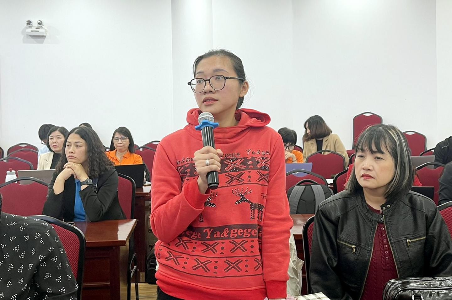 TRỰC TUYẾN HÌNH ẢNH: Đối thoại chính sách mới về pháp luật lao động, bảo hiểm xã hội và hoạt động Công đoàn TRỰC TUYẾN HÌNH ẢNH: Đối thoại chính sách mới về pháp luật lao động, bảo hiểm xã hội và hoạt động Công đoàn