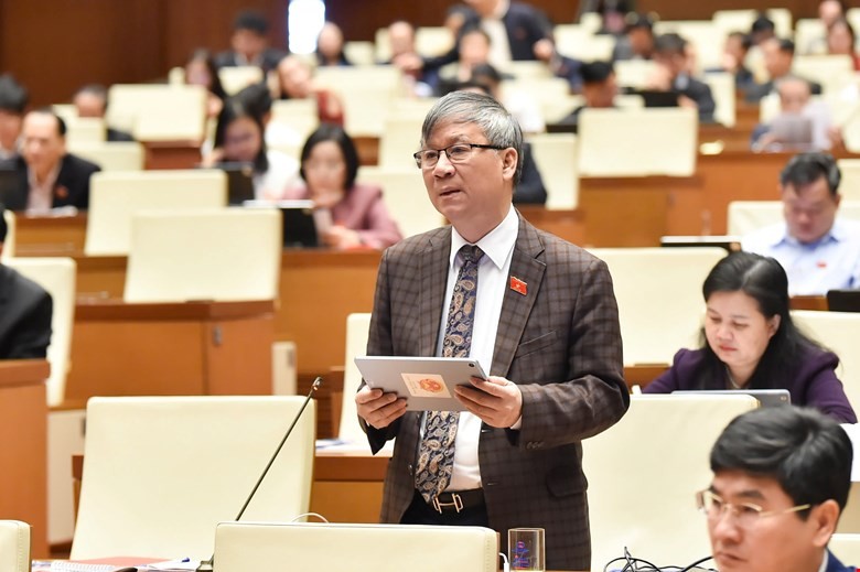 Đại Biểu Đồng Tình Cấm Đầu Tư Kinh Doanh Thuốc Lá Điện Tử, Thuốc Lá Nung Nóng