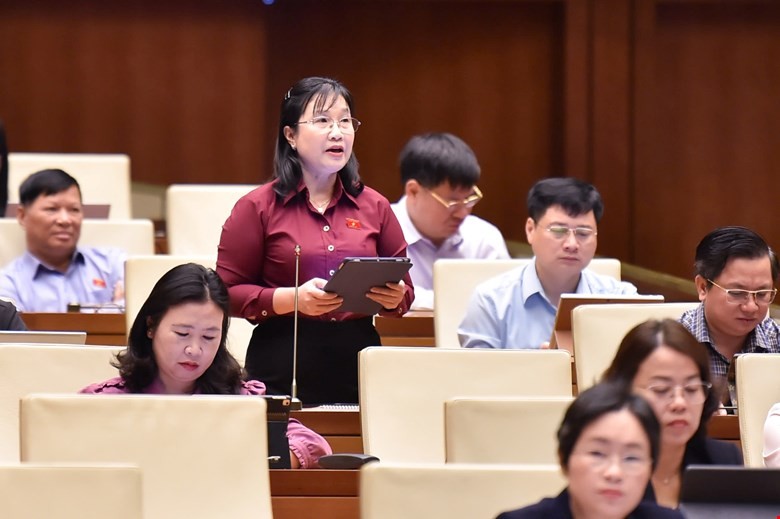 Đại Biểu Đồng Tình Cấm Đầu Tư Kinh Doanh Thuốc Lá Điện Tử, Thuốc Lá Nung Nóng