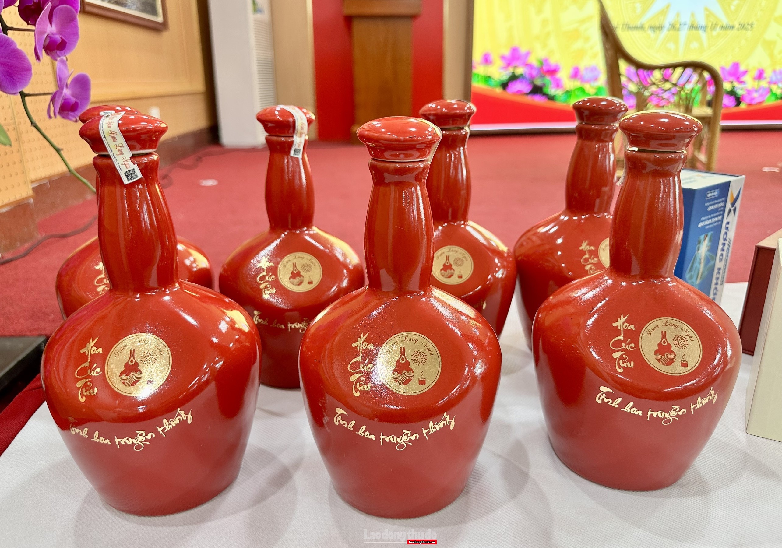 Đẩy mạnh thương mại điện tử: Bước chuyển từ hộ kinh doanh truyền thống sang kinh tế số Đẩy mạnh thương mại điện tử: Bước chuyển từ hộ kinh doanh truyền thống sang kinh tế số