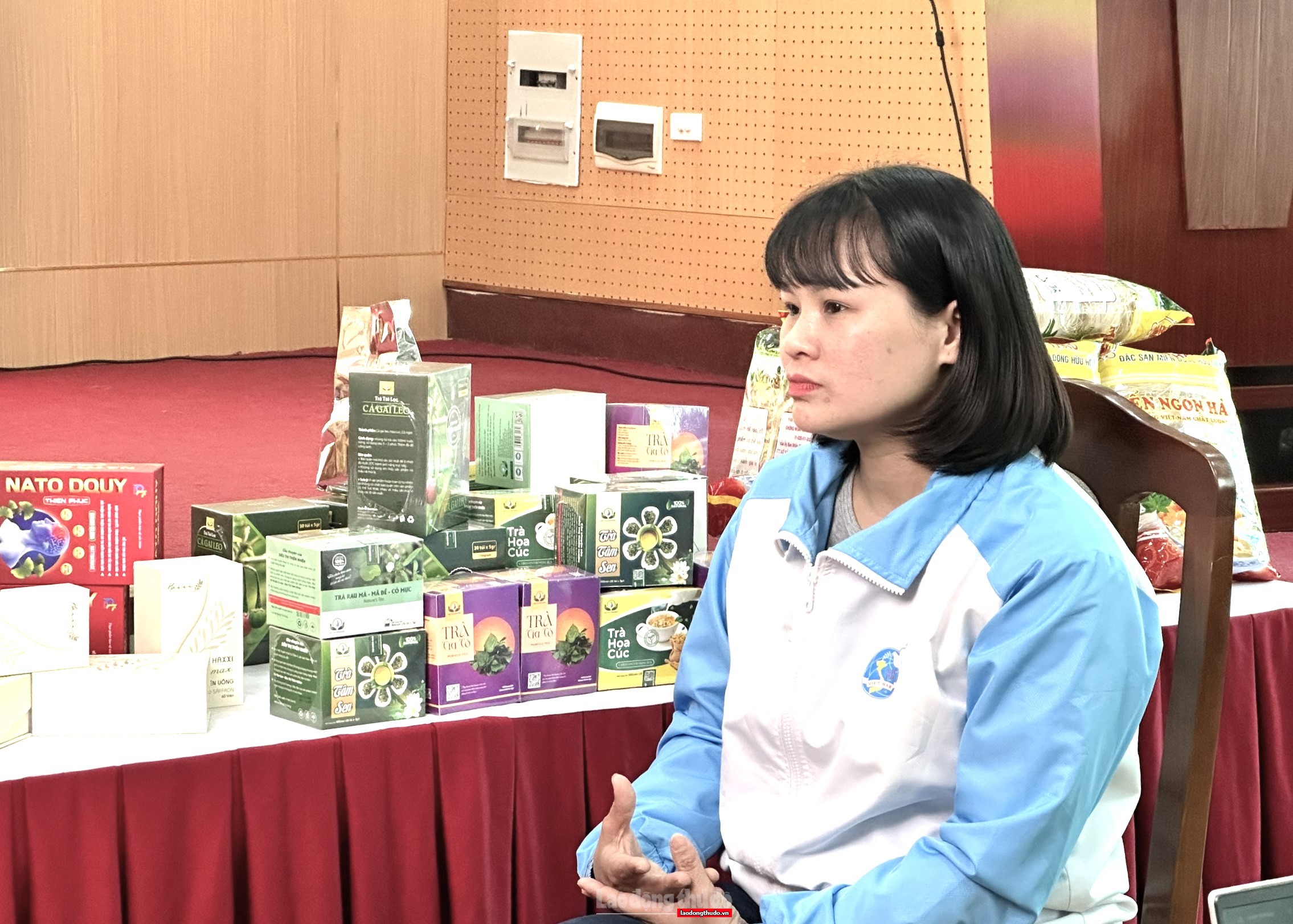 Đẩy mạnh thương mại điện tử: Bước chuyển từ hộ kinh doanh truyền thống sang kinh tế số Đẩy mạnh thương mại điện tử: Bước chuyển từ hộ kinh doanh truyền thống sang kinh tế số