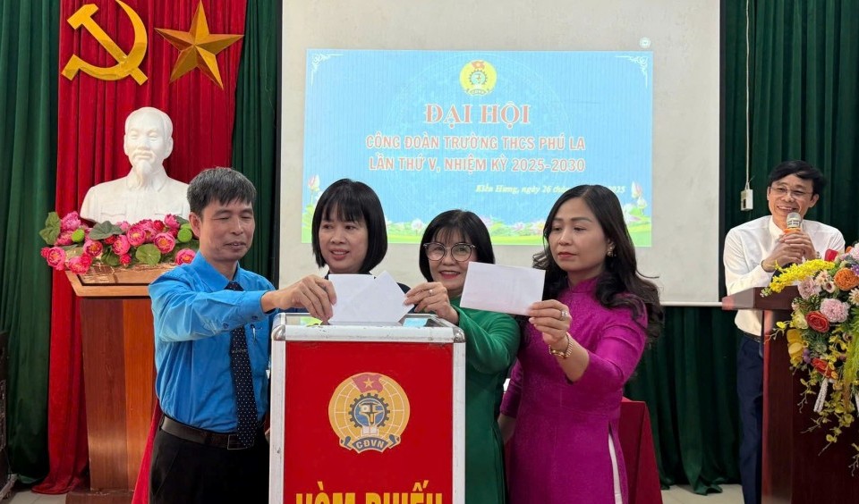 Công đoàn Trường THCS Phú La: Đổi mới theo hướng thiết thực, hiệu quả