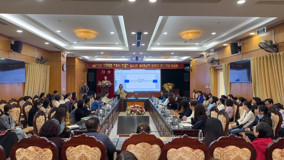 Bồi dưỡng, nâng cao kỹ năng, nghiệp vụ cho cán bộ Công đoàn cơ sở Bồi dưỡng, nâng cao kỹ năng, nghiệp vụ cho cán bộ Công đoàn cơ sở