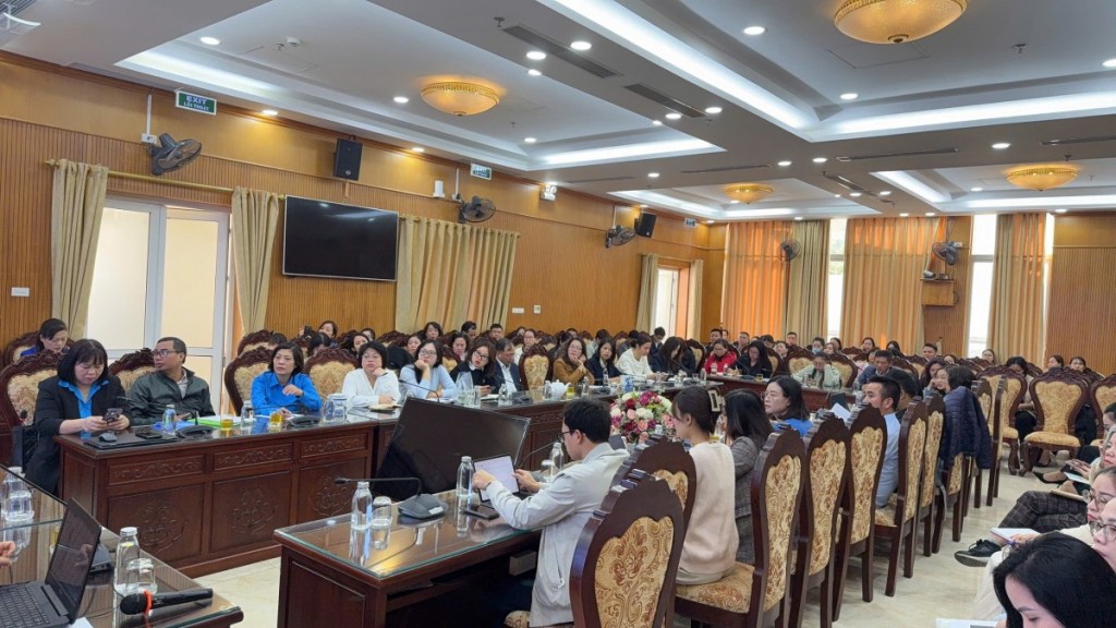 Bồi dưỡng, nâng cao kỹ năng, nghiệp vụ cho cán bộ Công đoàn cơ sở Bồi dưỡng, nâng cao kỹ năng, nghiệp vụ cho cán bộ Công đoàn cơ sở