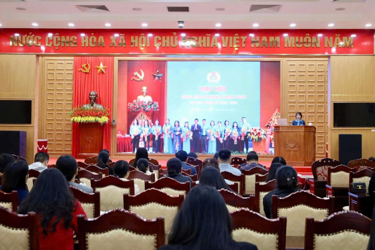 Bồi dưỡng nghiệp vụ tài chính, hoàn thiện công tác chuẩn bị Đại hội Công đoàn cơ sở Bồi dưỡng nghiệp vụ tài chính, hoàn thiện công tác chuẩn bị Đại hội Công đoàn cơ sở