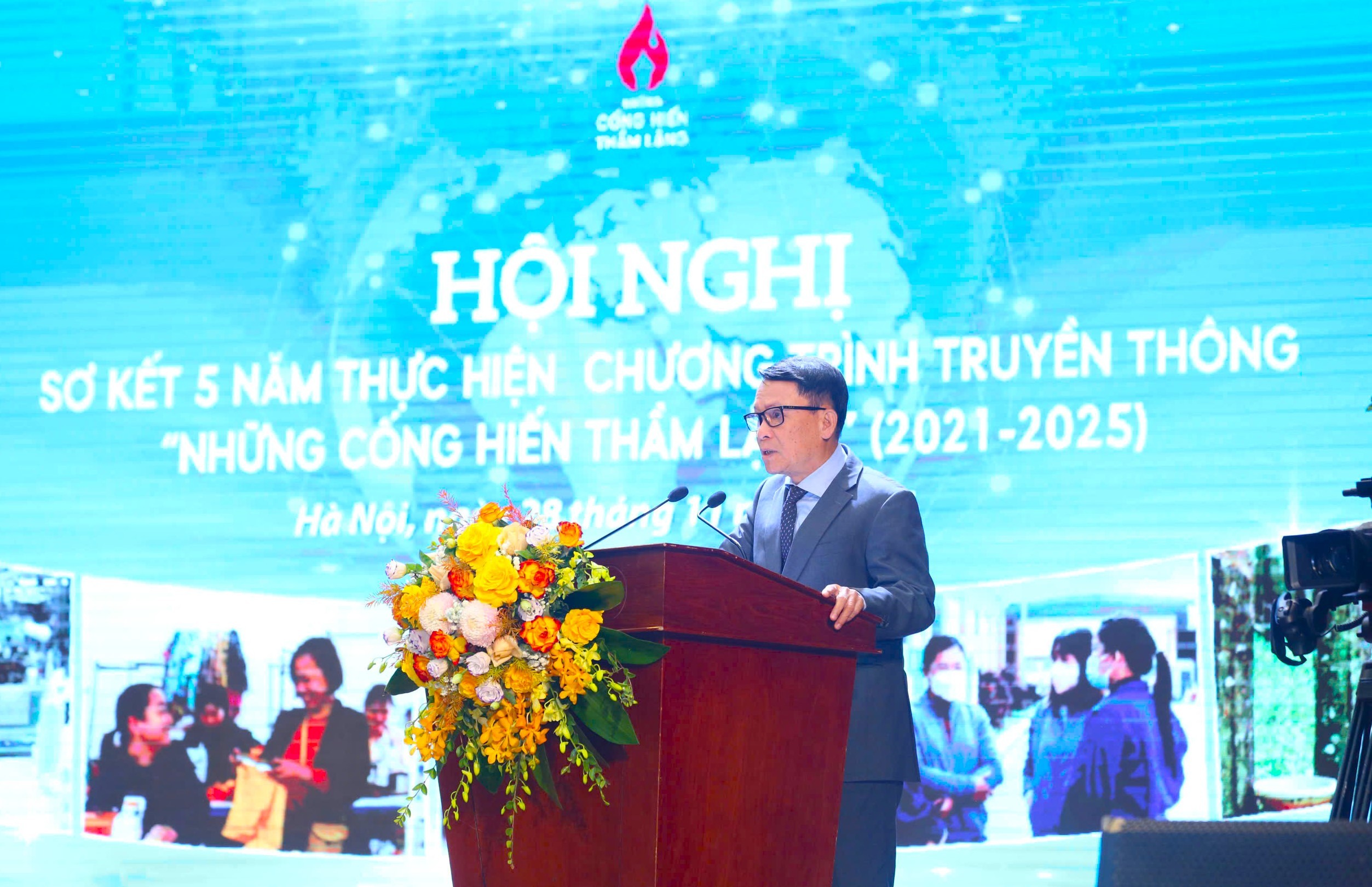 Trao giải Cuộc thi viết 