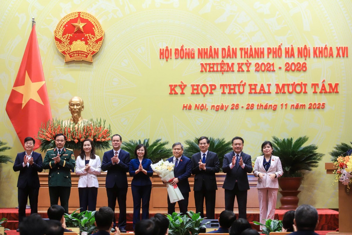 Lấy mức sống và hạnh phúc của nhân dân làm tâm điểm của mọi quyết định Lấy mức sống và hạnh phúc của nhân dân làm tâm điểm của mọi quyết định