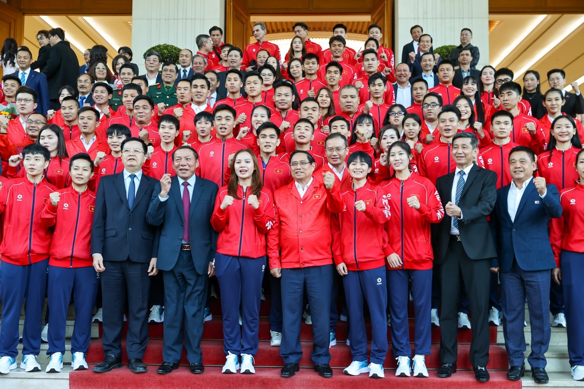 Để Lá Cờ Tổ Quốc &Quot;Bay Cao&Quot; Trên Đấu Trường Sea Games 33 Để Lá Cờ Tổ Quốc