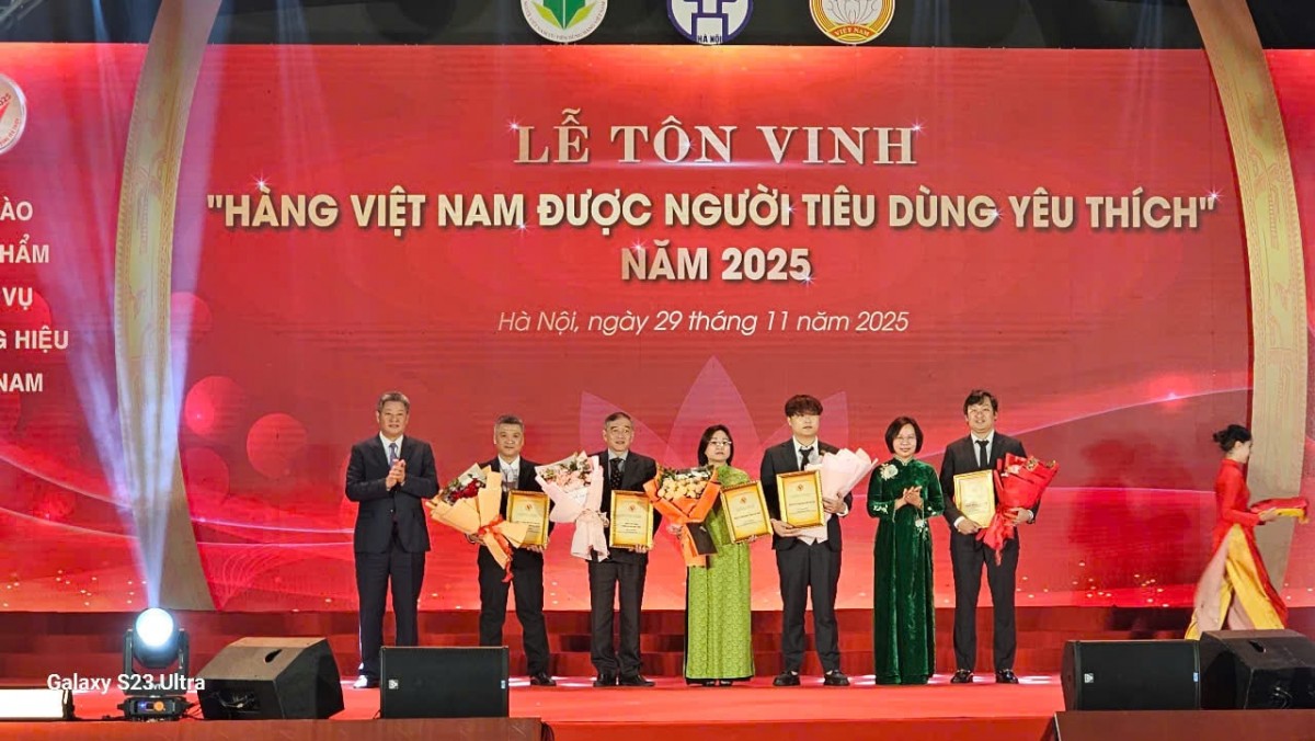 Hà Nội: Tôn vinh “Hàng Việt Nam được người tiêu dùng yêu thích” năm 2025