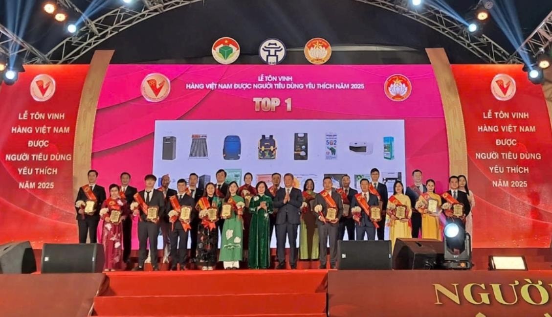 Hà Nội: Tôn vinh “Hàng Việt Nam được người tiêu dùng yêu thích” năm 2025