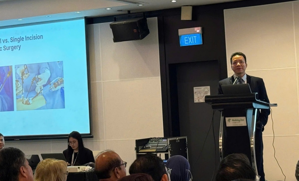 Người bác sĩ có “đôi bàn tay vàng” nâng tầm y học Việt