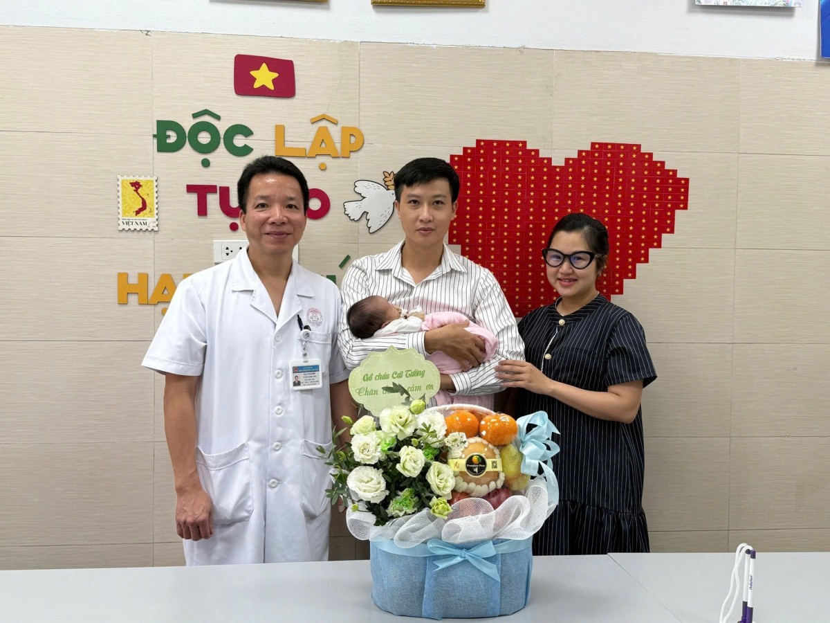 Người bác sĩ có “đôi bàn tay vàng” nâng tầm y học Việt