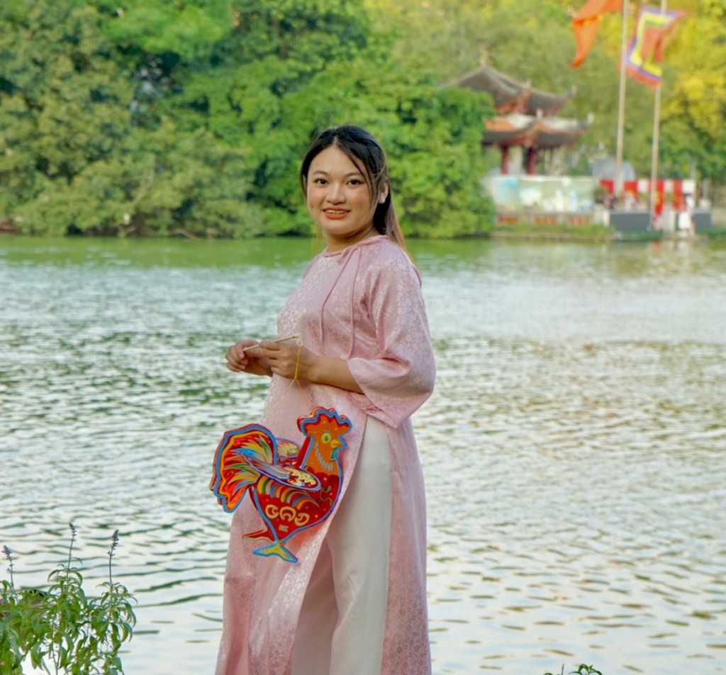 Những ngày đẹp nhất của Hà Nội đang trở thành “đặc sản du lịch” Những ngày đẹp nhất của Hà Nội đang trở thành “đặc sản du lịch”