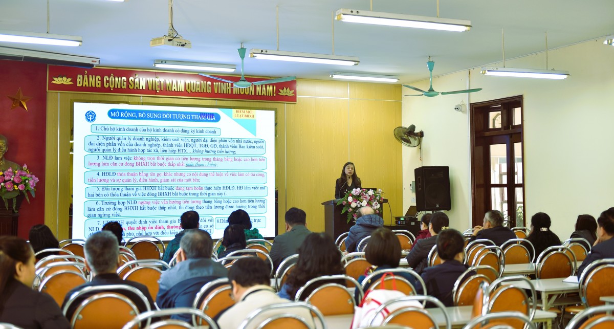 BHXH thành phố Hà Nội tăng cường đối thoại, nâng hiệu quả thực thi luật BHXH, BHYT BHXH thành phố Hà Nội tăng cường đối thoại, nâng hiệu quả thực thi luật BHXH, BHYT