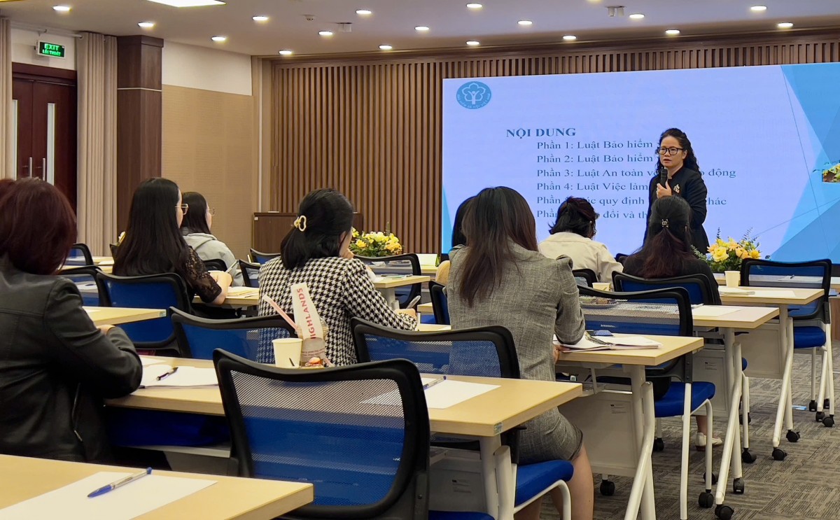 BHXH thành phố Hà Nội tăng cường đối thoại, nâng hiệu quả thực thi luật BHXH, BHYT BHXH thành phố Hà Nội tăng cường đối thoại, nâng hiệu quả thực thi luật BHXH, BHYT