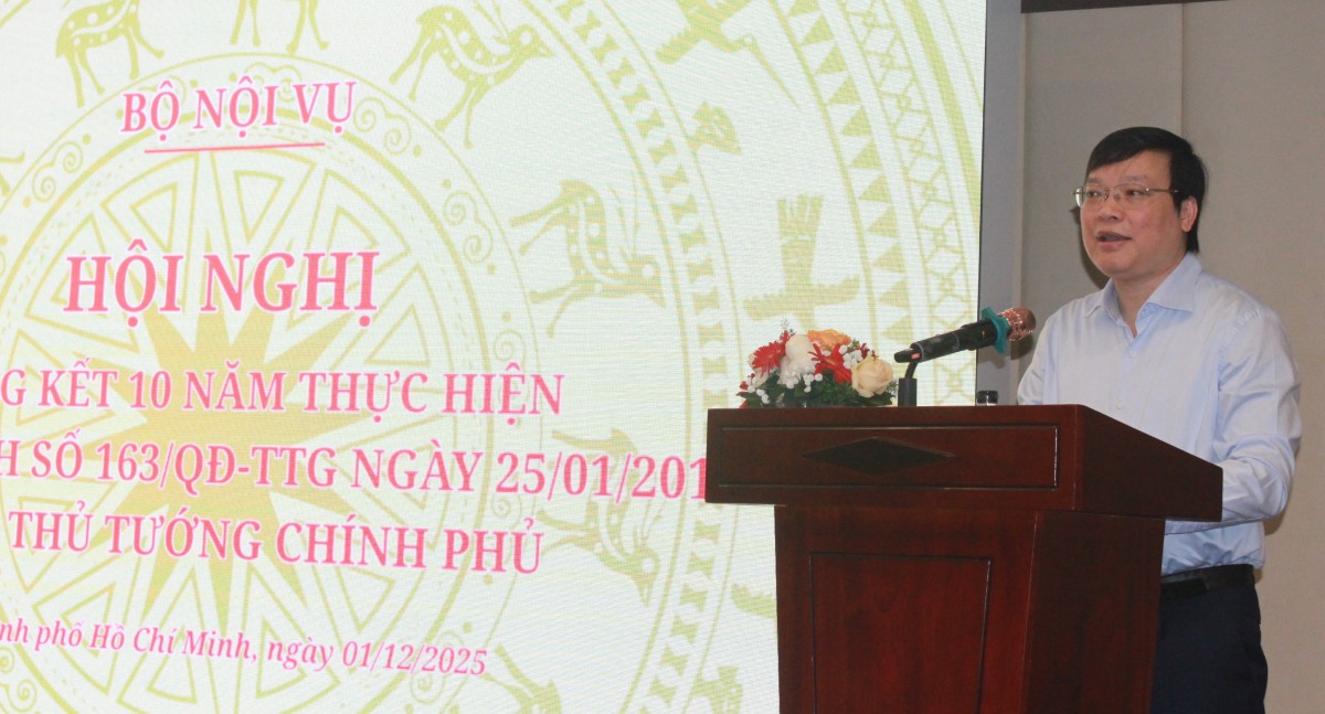 Tập Trung Đào Tạo, Bồi Dưỡng Chuyên Môn Nghiệp Vụ Cán Bộ, Công Chức Cấp Xã