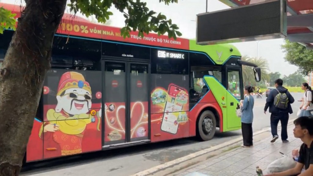 Thách thức chuyển đổi xanh của Hà Nội trước ô nhiễm không khí Thách thức chuyển đổi xanh của Hà Nội trước ô nhiễm không khí