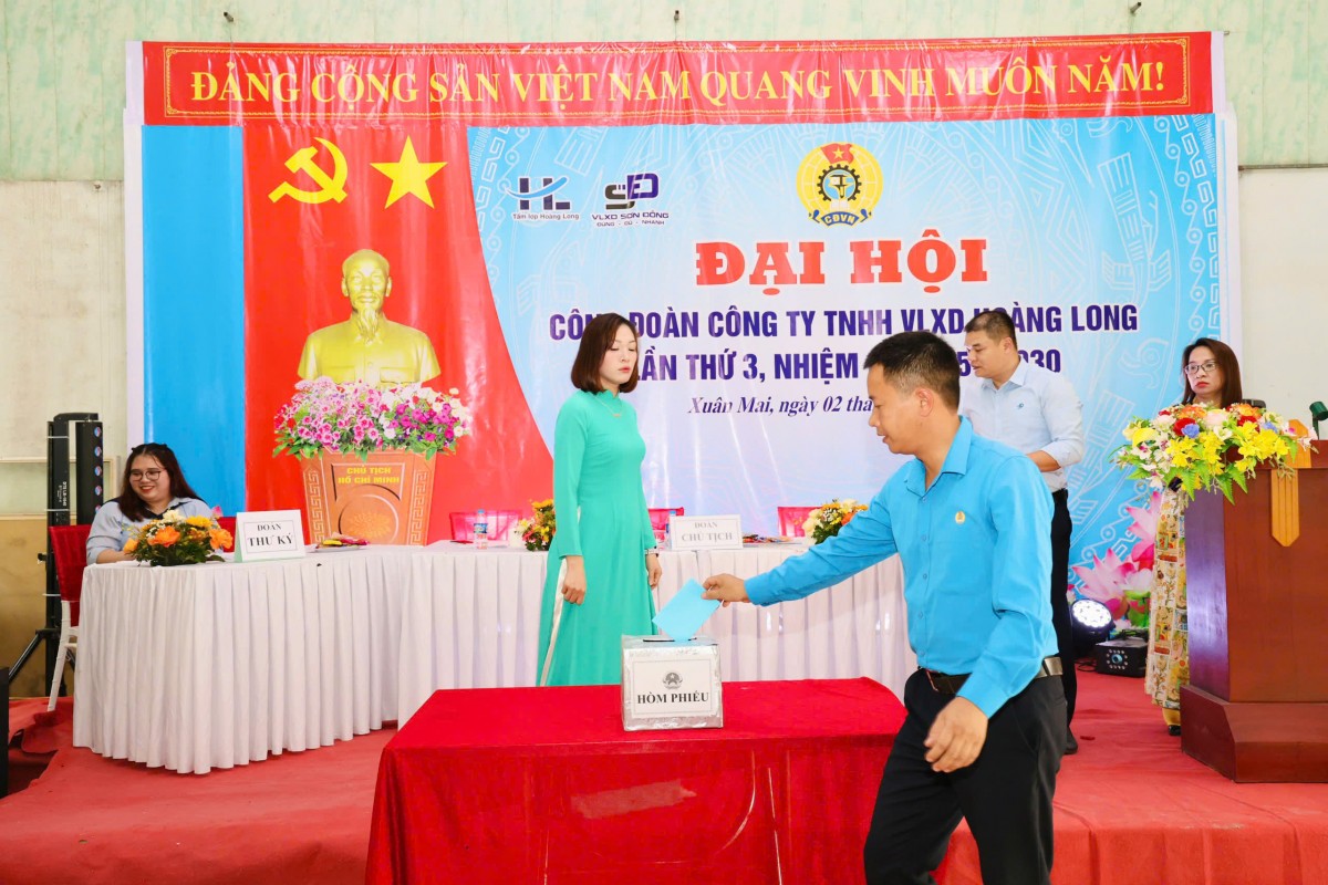 Đại hội Công đoàn Công ty TNHH Vật liệu xây dựng Hoàng Long nhiệm kỳ 2025 - 2030