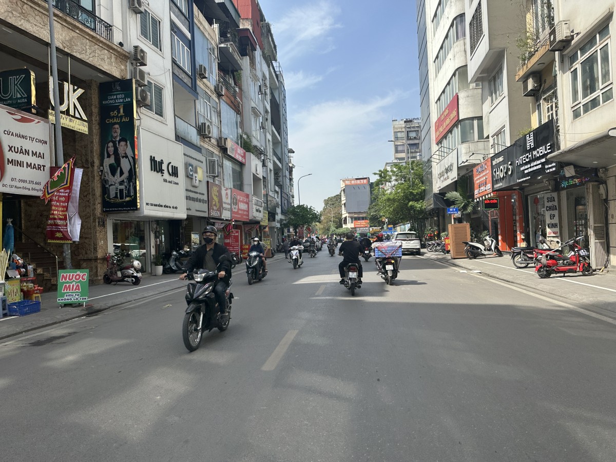 Dự báo thời tiết Hà Nội ngày 3/12: Ngày có mưa rải rác, đêm và sáng trời rét