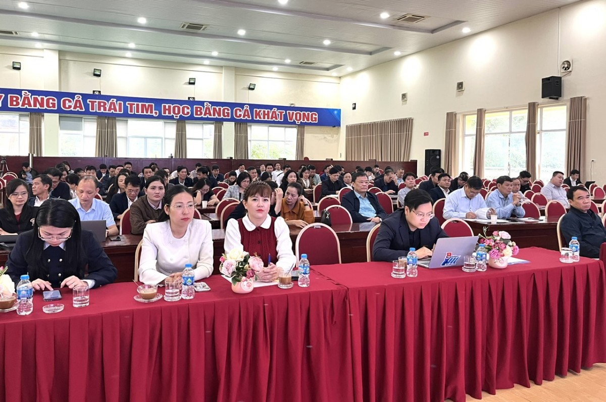 Ủy ban MTTQ Việt Nam thành phố Hà Nội tổ chức thông tin chuyên đề định kỳ Ủy ban MTTQ Việt Nam thành phố Hà Nội tổ chức thông tin chuyên đề định kỳ