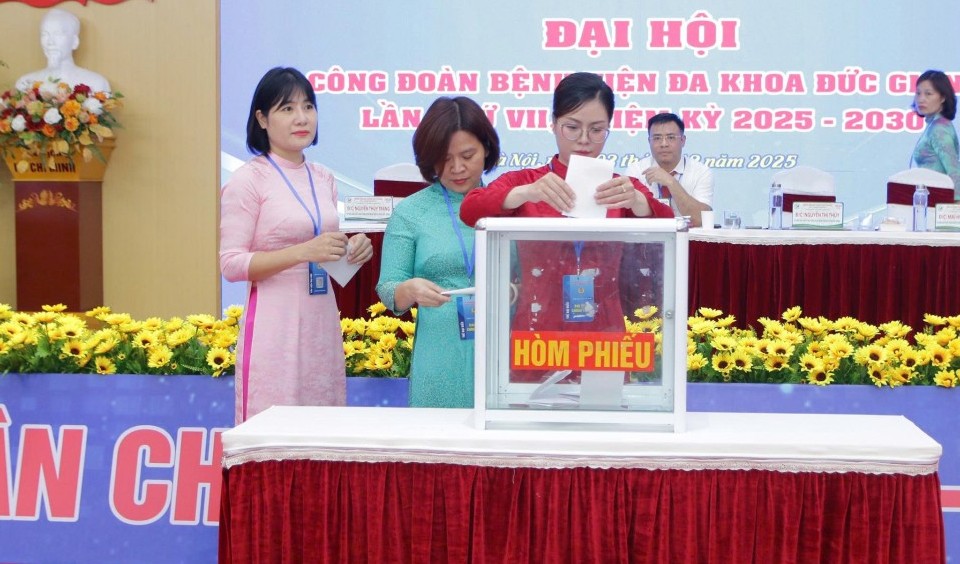 Công đoàn Bệnh viện Đa khoa Đức Giang: Gắn kết - Đổi mới - Đồng hành nâng cao chất lượng chăm sóc sức khỏe nhân dân