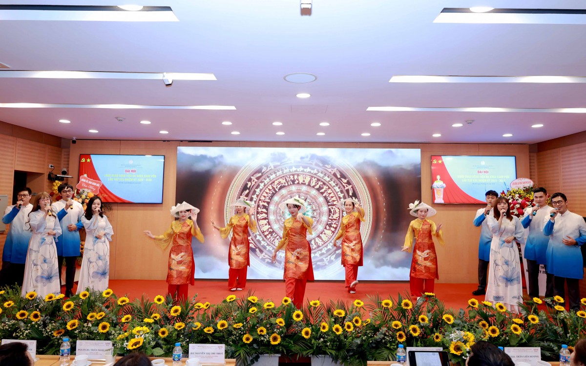 TRỰC TUYẾN: Đại hội Công đoàn Bệnh viện Đa khoa Xanh Pôn lần thứ XXV, nhiệm kỳ 2025   2030