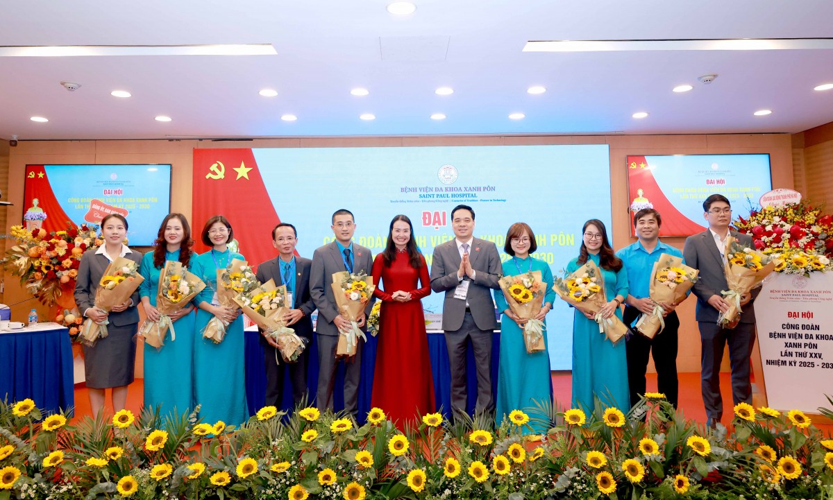 TRỰC TUYẾN: Đại hội Công đoàn Bệnh viện Đa khoa Xanh Pôn lần thứ XXV, nhiệm kỳ 2025 - 2030