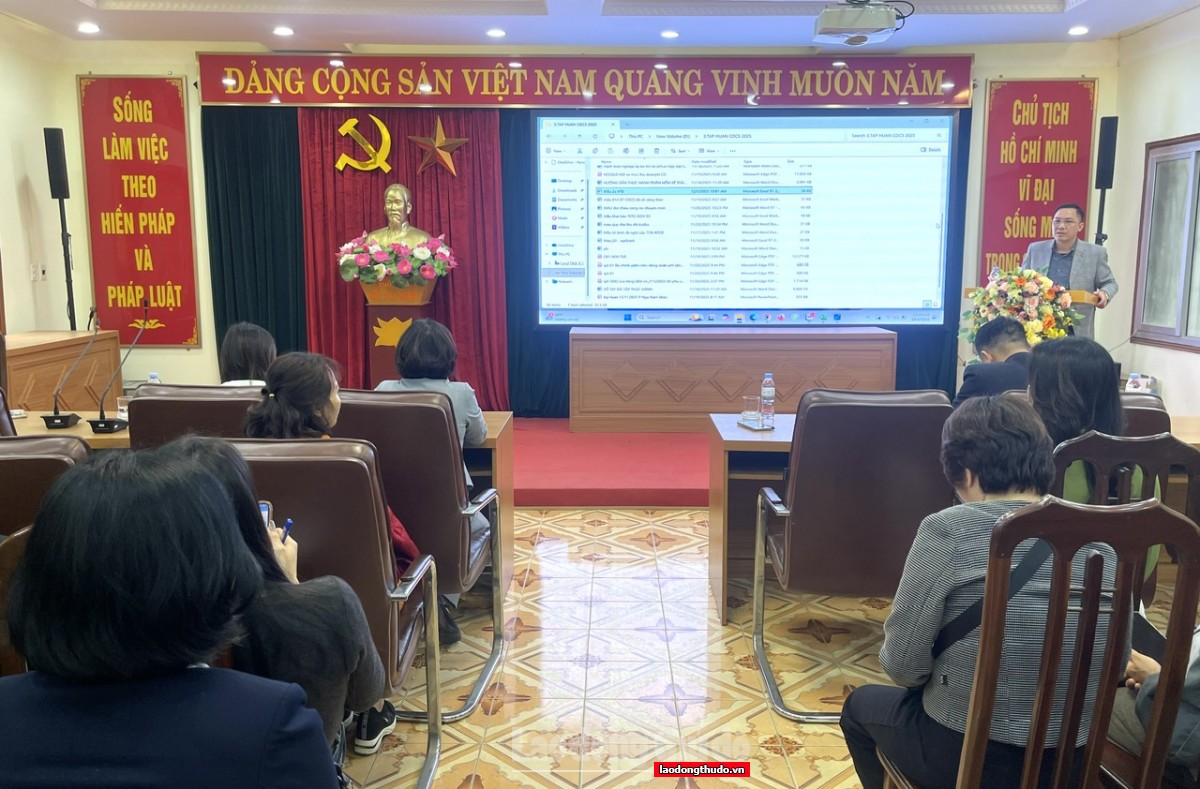 Công đoàn phường Yên Nghĩa tập huấn công tác tài chính cho Chủ tịch, kế toán CĐCS