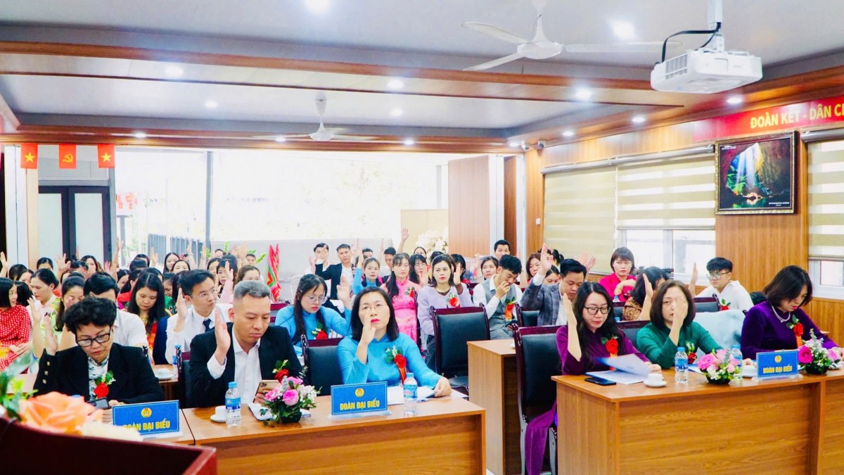 Tiếp tục đổi mới vì người lao động, nâng tầm chất lượng dịch vụ y tế