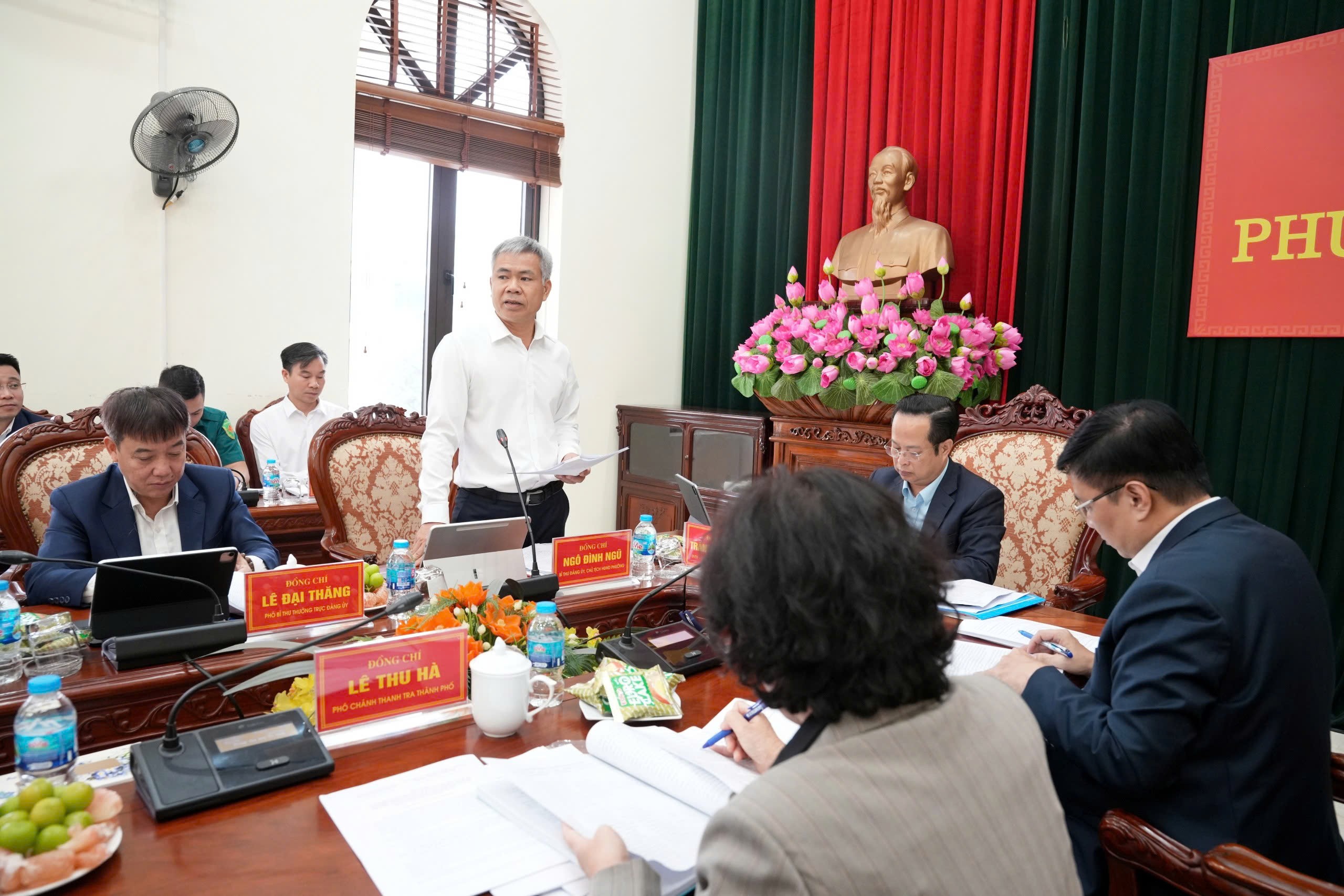 Thành ủy Hà Nội giám sát kết quả thực hiện các chuyên đề trọng tâm tại phường Sơn Tây