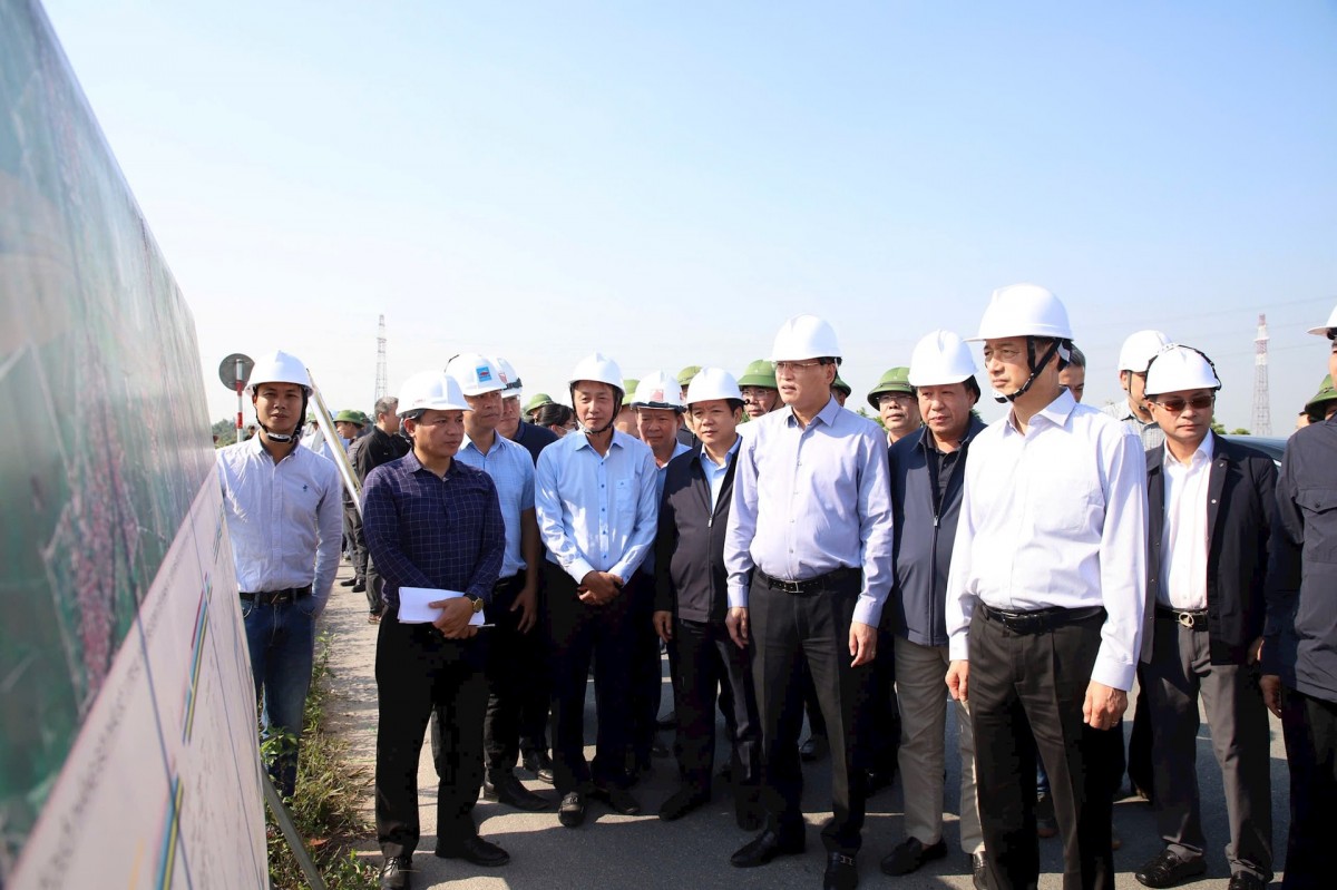 Nỗ lực đưa dự án đường Vành đai 4 - Vùng Thủ đô về đích