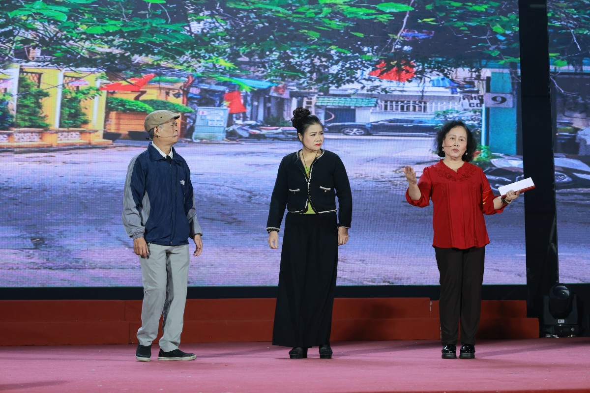 Liên hoan thôn, tổ dân phố văn hóa tiêu biểu 2025: Gắn kết cộng đồng, giữ gìn bản sắc Hà Nội Liên hoan thôn, tổ dân phố văn hóa tiêu biểu 2025: Gắn kết cộng đồng, giữ gìn bản sắc Hà Nội