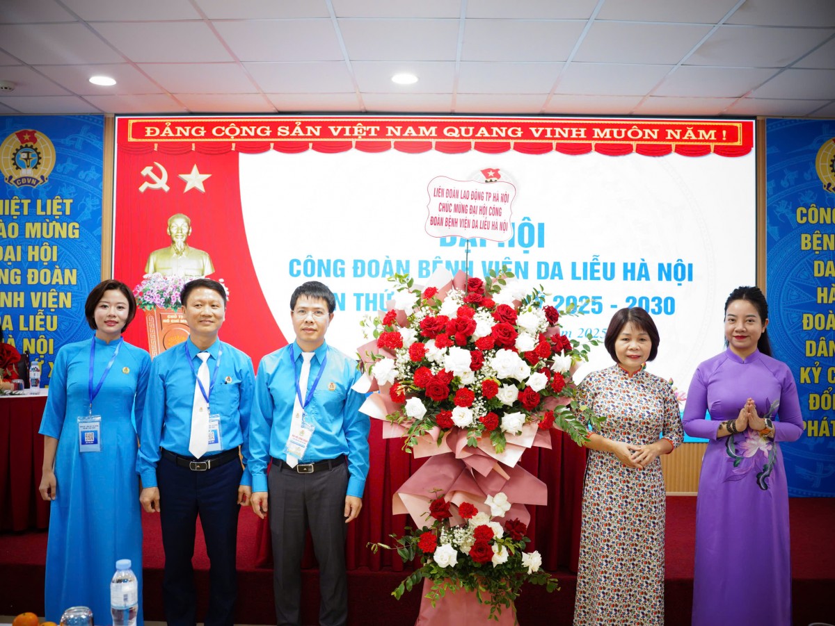 Đoàn kết - Dân chủ - Kỷ cương - Đổi mới - Phát triển Đoàn kết - Dân chủ - Kỷ cương - Đổi mới - Phát triển