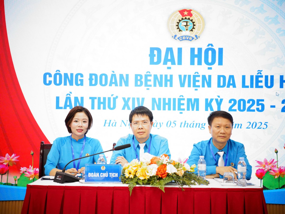 Đoàn kết - Dân chủ - Kỷ cương - Đổi mới - Phát triển Đoàn kết - Dân chủ - Kỷ cương - Đổi mới - Phát triển