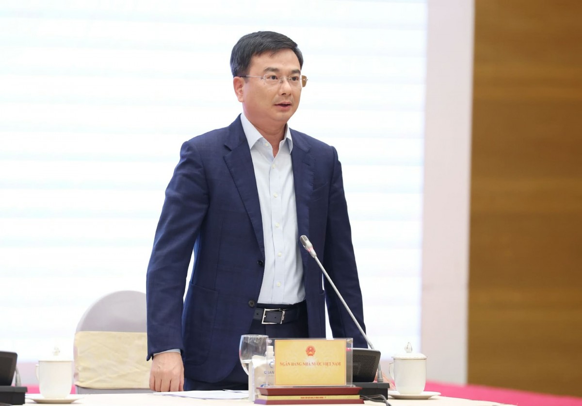 Điều hành tiền tệ giữ ổn định vĩ mô, tích cực hỗ trợ tín dụng cho vùng bão lũ